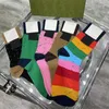 Färgglada Brev Unisex Socks Fashion Warm Designer Män Kvinnor Strumpor Födelsedaggåva För Par Märke Bomull Sock Hosiery