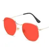 2022 Neue Ankunft Billig Runde Metallrahmen Sonnenbrille Vintage Bunte rote Sonnenbrille Schatten Frauen Männer Gafas de Mujer