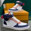 L rivoli skor designer lyx varumärke skor casual sneakers mens kvinnor hög toppskor lyx kalvskinn stövlar skarvande flerfärgade regnbågar utomhusskor