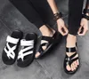 Erkekler Yaz Tasarımcı Sandalet Deri Moda Ayakkabı Tenis Masculino Adulto Nefes Sahil Sandalsfor Zapatillas de Hombre Luxurys Ayakkabı