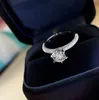 S925 Silver Punk Charm Band Ring مع واحدة كبيرة من الماس وحجم صغير سباركلي للنساء هدية مجوهرات مشاركة الزفاف لها ختم