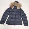 Kvinnor Nylon Short Down Jacket Mental dragkedja fickor Bältet Var varm kappa klassisk designer Lady Fur Hood Long Winter Outwear