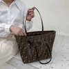 2022 New Factory Wholesale women's trend letter bag texture one shoulder portable high-capacity Tote Bag