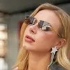 Okulary przeciwsłoneczne 2021 Prostokątny Damskie kobiety Moda Czarne Retro Square Bezramowe okulary przeciwsłoneczne dla mężczyzn Gafas de Sol Hombre