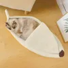 猫のベッド家具冬のペットベッドのための猫のバナナ形の暖かい柔らかいぬいぐるみの小さな犬の毛布のマットの子犬ケンネルラウンジャーハムスター洞窟