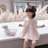 女の赤ちゃんの服スウェットシャツの格子縞のドレスガールズ衣装春秋の女の子の服セットカジュアルスタイルの子供用スーツ210412