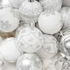 24 adet / takım Kutulu Noel Topu Noel Ağacı Asılı Kolye Dekorasyon 6 cm Ev Parti için Beyaz Altın Xmased Süs Topları 211122