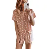 Sommarkvinnor Pyjamas sätter tie-dye 2-stycke kostym Kort ärm tröjor Toppar+elastiska shorts hemkläder kvinnlig lös plusstorlek kostymer 210528