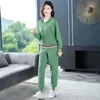 Solta camisola com capuz Tops + Stripe Sweatpants Mulheres Moda Magro de malha de duas peças Tracksuit Feminino Knitwear Pulôver e Calças Y0625