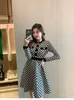 Tasarımcı Kadın Elbise Sonbahar Giysileri Kazak Sıradan Uzun Etek Giyim Örme A-line etekler Kadın Örgü Ekose Baskı Kız Sıcak Uzun Kollu Elbiseler Asya Boyutu S-L