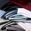 男性の重い軽量の綿の高品質の春と夏のカジュアルな単純な学生の半袖ティースメンズTシャツ