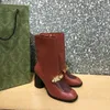 Hochwertige Retro-Damenstiefel, Mode, Goldkette, Schnalle, echtes Leder, kurzer Stiefel, Frühling und Herbst, Straßenparty, Show, hoher Absatz, 8 cm, Luxus-Box 35–42