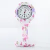 Mode Alloy Pocket Klockor Silikon Sjuksköterska Titta Multicolor Pattern Round Dial Unisex Casual Nurses Brosch Fob Clock