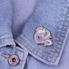 Szpilki broszki porywające Aways Cute Hard Enamel Pin Kawaii Little Dragon Lapel Fashion Fashion Animal Brooch Miyazaki Hayaos Fani Prezent M.