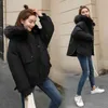 Kış Kadın Pamuk Kapüşonlu Ceket Büyük Kürk Yaka Gevşek Kar Kalınlığı Sıcak Parkas Kadın Rahat Siyah Pembe Giyim 210430