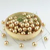 Super perle étamines en plastique fleur artificielle petites baies cerise pour mariage noël gâteau boîte couronnes décoration Y0630