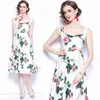 ファッションデザイナーノースリーブ夏のドレス女性ローズ花柄プリントホリデーパーティーMidiエレガント210529