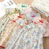 Zomer 2 3 4 6 7 8 9 10 jaar Chinese etnische vintage stijl crew hals floral katoen cheongsam jurk voor kinderen baby meisje 210529