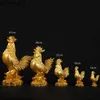 WSHYUFEI Golden Chicken Decoration Gold Plating Lucky Cock Resin Statue Living Room TV Cabinet Figurines Chinese decorations 210804