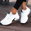 Classic Women Casual Sneakers Andningsbar Casual Outdoor Light Vikt Sportskor Casual Walking Sneakers Tenis Feminino Sko KKU8890