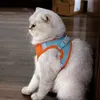 Arnés para gatos Correas y chaleco Juego de cuerdas de tracción Caminar Control fácil Arneses para mascotas seguros para la noche con correa reflectante Pequeño gatito grande Cachorro Conejo HH21-334