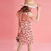 Zoete roze holle korte jurk O-hals ruche mouwloze mini schattige dames aardbei print een lijn jurk 210421