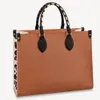 På gång på Onthego Luxurys designers crossbody väskor kvinnors handväskor handväska tygväska damer casual tote pvc axel tote kvinnlig stor