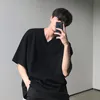 Sommar Koreansk V-Neck T-shirt Mäns Mode Solid Färg Bomull Casual T-shirt Män Streetwear Loose Short-Sleeved Tshirt Mens Tops Y0322