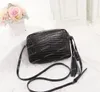 Fashion Croco Cowskin Designer Handväska Lou Tassel Camera Bags Crossbody Shoulder Bag Real Oil Wax Calfskin Leather Zipper Messenge322o