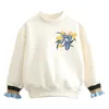 Höst 3-8 10 12 år patchwork blomma hoodies förtjockning plus sammet vinter varm lös sweatshirt för barn baby tjejer 210625