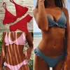 Kvinnors badkläder sexiga kvinnor bikini uppsättningar solid ruffle bikinis thong botte brasilian push-up vadderad behå baddräkt strandkläder baddräkt