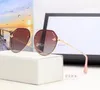 2021 Sommar damer lyxdesigner solglasögon kvinna överdimensionerade gradient solglasögon polariserade ramar attityd fall vintage med låda