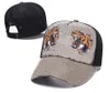 Designerin Herren Baseball Caps Frau Marke Tiger Head Hats Biene Schlange gestickte Knochenmänner Frauen Casquette Sun Hut Gorras Sport Mesh Tiermotive Snapbacks.