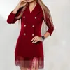 Robe de veste de costume à glands sexy à double boutonnage pour femmes pour l'automne et l'hiver Office Lady Mini robe de pompon noire 210514