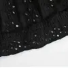 Top corto da donna Camicetta con ricamo cavo in pizzo maniche lunghe Camicetta da donna vintage chic Femme Mujer blusas 210709