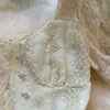 Vestido feminino do verão romance francês Bow-amarrado manga curta laço elegante bordado floral bordado festa vintage 210603