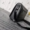 Postman 570 Luksusowe torby 80 Designer Design torebki modowe Czarne jest łatwe do przenoszenia minimalizm Messenger Bag231d