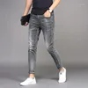 Jeans da uomo Pantaloni estivi sottili alla caviglia Pantaloni slim fit Moda uomo Casual Jeans in denim elasticizzato grigio