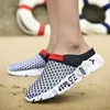 2019 novos homens sapatos de verão deslizamento-on croc tamancos sandálias de água respirável luz jogging sneakers casual slippers MX200528