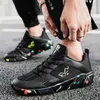 2021 Nowe Mężczyźni Buty Runningowe Siatki Poduszki Trampki Wysokiej Jakości Światło Outdoor Wygodne Sportowe Buty Męski Sneaker Fly Weaven