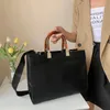 Luxury Designers Shopping Bags Totes Hots Sale 2021 High Quality Handbags Women Designer Shoulder bag Crossbody Banquet Wallet Tote Pruse Tassel Handbag HKL706
