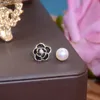 Ciondola il lampadario Bella numero di perle Fiore Orecchini lunghi per le donne Stile coreano 2021 Nuovi gioielli Pendientes