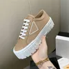 Triple Fashion Black Tops Low Sneakers Wheel Whith Styrisy Gabardine Lady Nylon Casual Schoenen Dames Schoen Cassetta Canvas Platform Sneeke GDJV