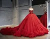 2022 Kırmızı Glitter Balo Quinceanera Modelleri Boncuk Ruffles Çiçek Balo Abiye Tatlı 15 Masquerade Elbise