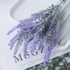 装飾的な花の花輪1バンドル人工紫色のプラスチックロマンチックなプロヴァンスラベンダーホームエルクリスマスウェディング装飾DIY偽計画