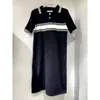 Kvinnor Casual Dresses Outwear T Shirts Långtröja Polos Toppar med bokstäver Tryckta Korta ärmar för Lady Slim Dress Striped Neck Polo Storlek S-L