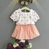 Sommar tjejer ruffle outfits mode koreanska små tjejer kläder uppsättning blomma skjorta 2 stycken söta barn kläder 210715