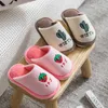 Vinter söt jordgubbe barn tofflor bekväm baby varm fluffig bomull skor pojkar och flickor inomhus frukt plysch 210712