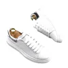 Mode ontwerper bedrijf bruiloft kleine witte schoenen comfort ademend anti-geur mannen sneakers zomer fit licht mannelijke casual lopen loafers