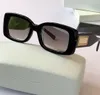 ファッションサングラス対紫外線メンズデザイナーサングラス4377レトロプレートフルフレームメガネUV400レンズランダムボックス